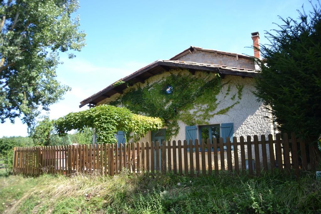 Gite Au Lac Du Gouyre Puygaillard-de-Quercy Exterior foto